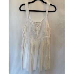Levis 63861 white XL NWT